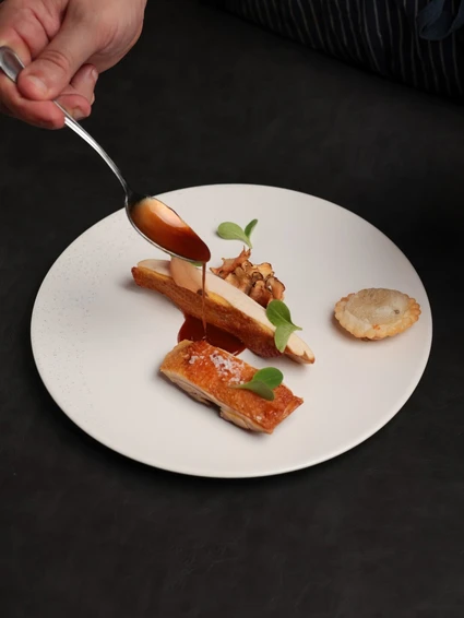 Esperienza Gourmet a Lazise: Cena Degustazione e Wine Pairing in Wine Relais 17